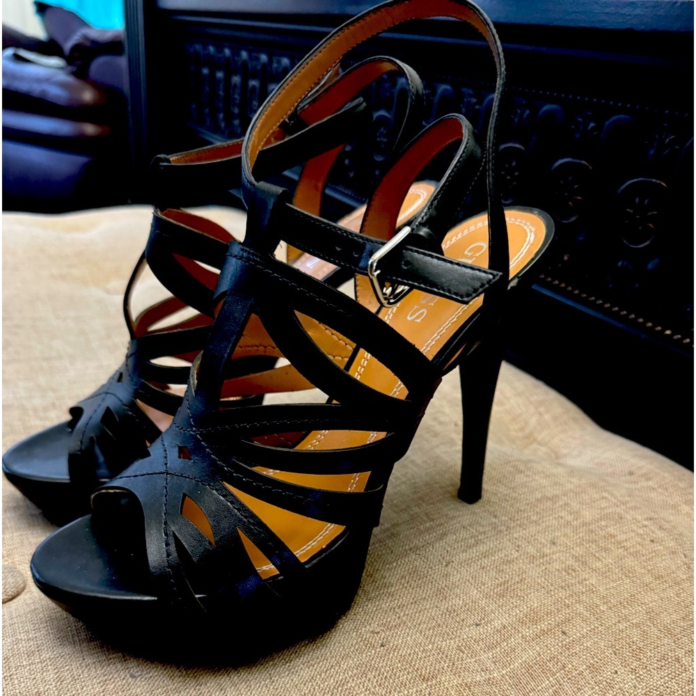 Super sexy platform stilettos 👠 Size 10. Leather, 5” heel with a 2” platform.